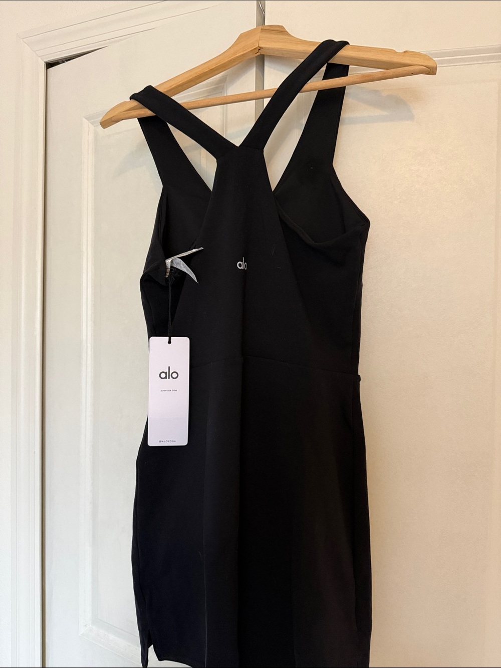 NWT alo yoga Airbrush Real Dress in Black - Picture 3 of 9